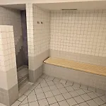 Appartement 6 Pers Aan Skilift Grootste Skigebied Nabij Bikepark Unieke Locatie Met Zeer Rustige Tuin In Het Bos En Het Gezellige Centrum Leuke Cafes Restaurants En Gratis Zwembad Sauna Relax Speelruimte Parkeerplaats Naast Der Brabander *