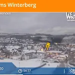 6 Pers Aan Skilift Grootste Skigebied Nabij Bikepark Unieke Locatie Met Zeer Rustige Tuin In Het Bos En Het Gezellige Centrum Leuke Cafes Restaurants En Gratis Zwembad Sauna Relax Speelruimte Parkeerplaats Naast Der Brabander Lejlighed Winterberg