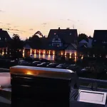 6 Pers Aan Skilift Grootste Skigebied Nabij Bikepark Unieke Locatie Met Zeer Rustige Tuin In Het Bos En Het Gezellige Centrum Leuke Cafes Restaurants En Gratis Zwembad Sauna Relax Speelruimte Parkeerplaats Naast Der Brabander Appartement *