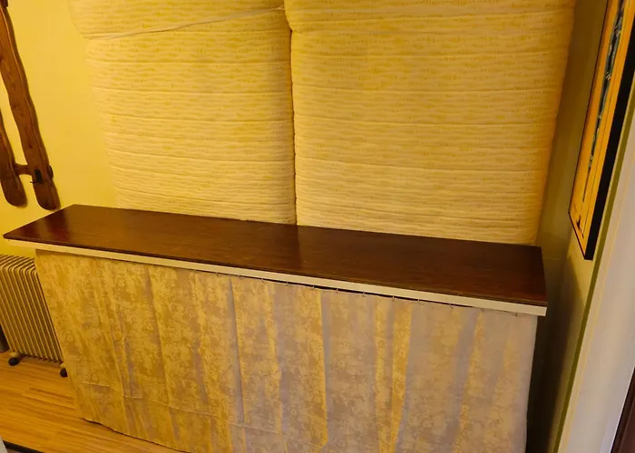 6 Pers Aan Skilift Grootste Skigebied Nabij Bikepark Unieke Locatie Met Zeer Rustige Tuin In Het Bos En Het Gezellige Centrum Leuke Cafes Restaurants En Gratis Zwembad Sauna Relax Speelruimte Parkeerplaats Naast Der Brabander Lejlighed